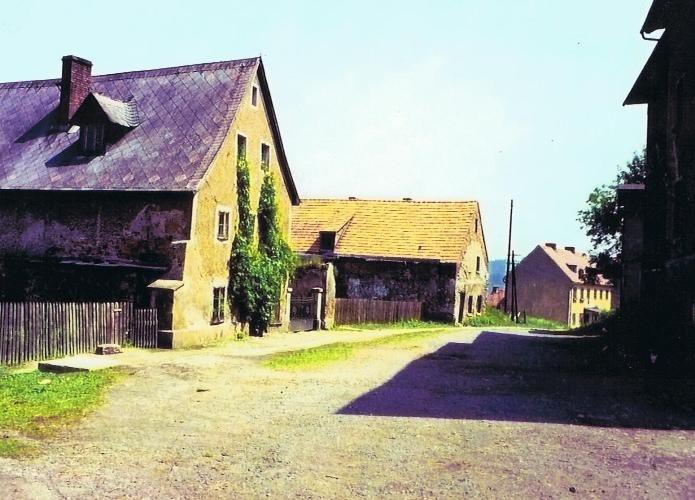 dawni-mieszkancy-pamietaja-o-miedziance-foto-57811