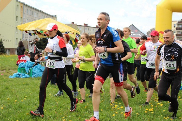 w-jeleniej-gorze-biegacze-wsparli-nepalczykow-foto-57841