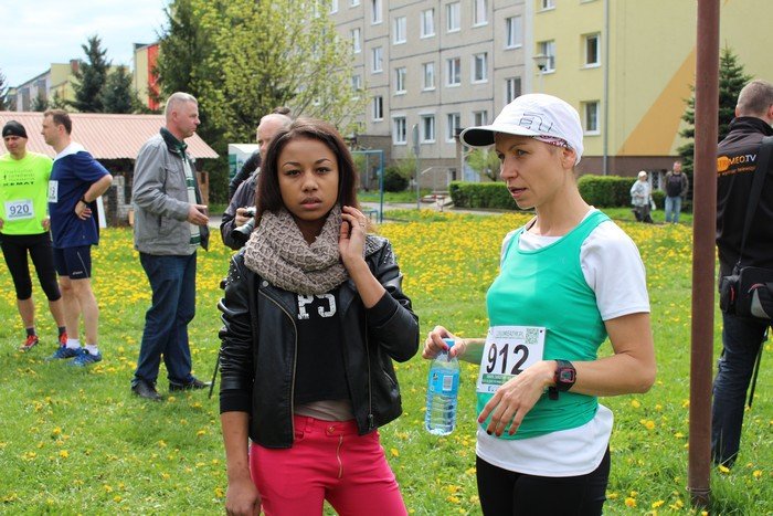 w-jeleniej-gorze-biegacze-wsparli-nepalczykow-foto-57841