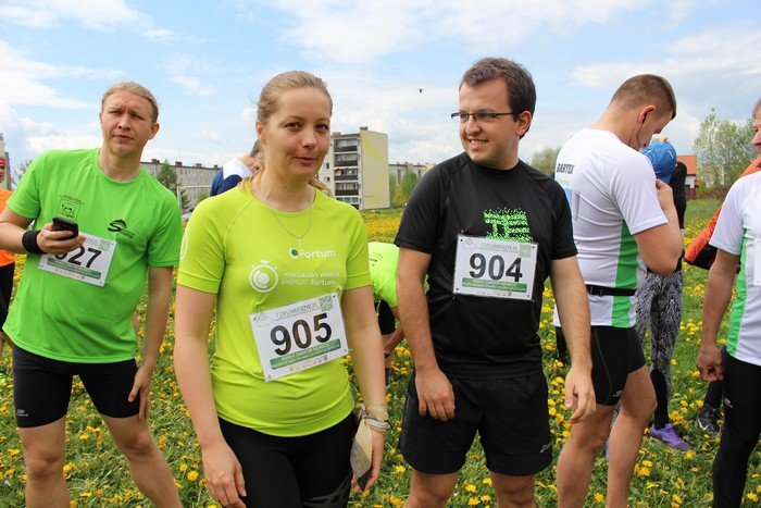 w-jeleniej-gorze-biegacze-wsparli-nepalczykow-foto-57841