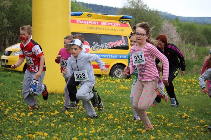 w-jeleniej-gorze-biegacze-wsparli-nepalczykow-foto-57841
