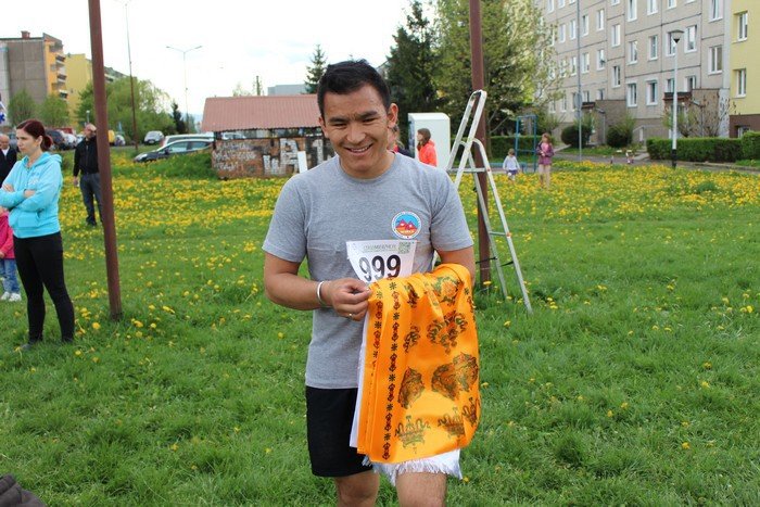 w-jeleniej-gorze-biegacze-wsparli-nepalczykow-foto-57841