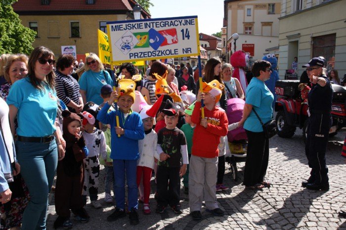 majowka-ze-zwierzakami-pena-atrakcji-foto-video-57944
