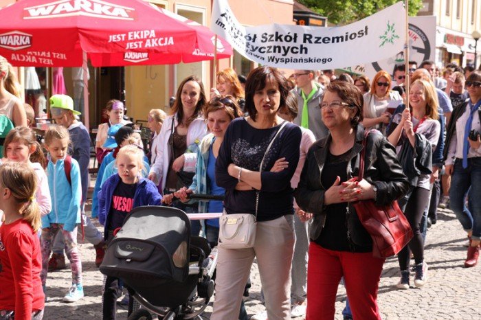 majowka-ze-zwierzakami-pena-atrakcji-foto-video-57944