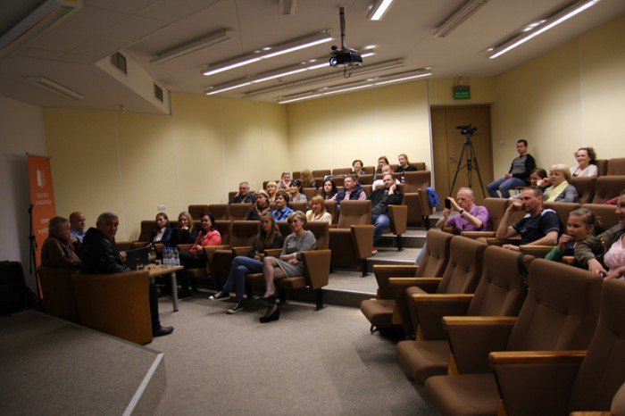 bronisaw-cieslak-czyli-07-zgos-sie-w-ksiaznicy-foto-57956
