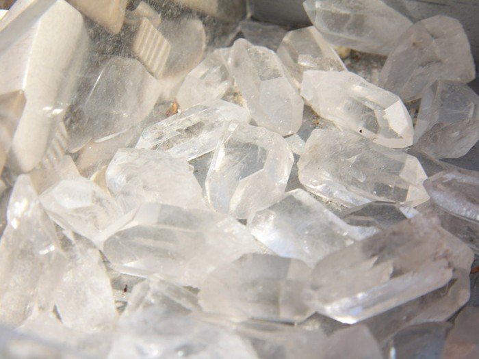 po-giedzie-mineraow-i-skamieniaosci-foto-57971