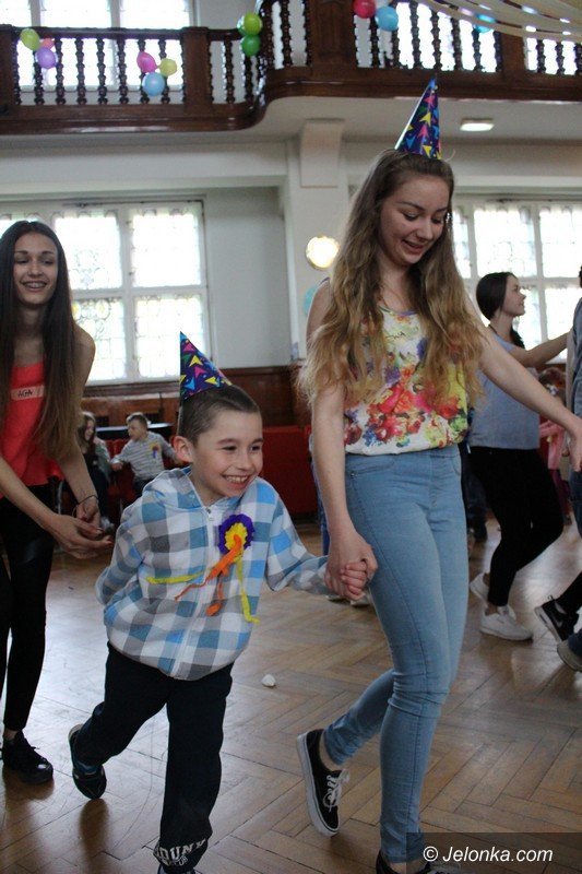 niezwyky-bal-radosna-integracja-w-zeromie-foto-58073