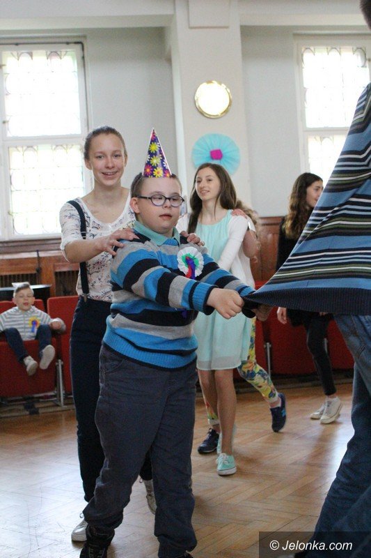 niezwyky-bal-radosna-integracja-w-zeromie-foto-58073