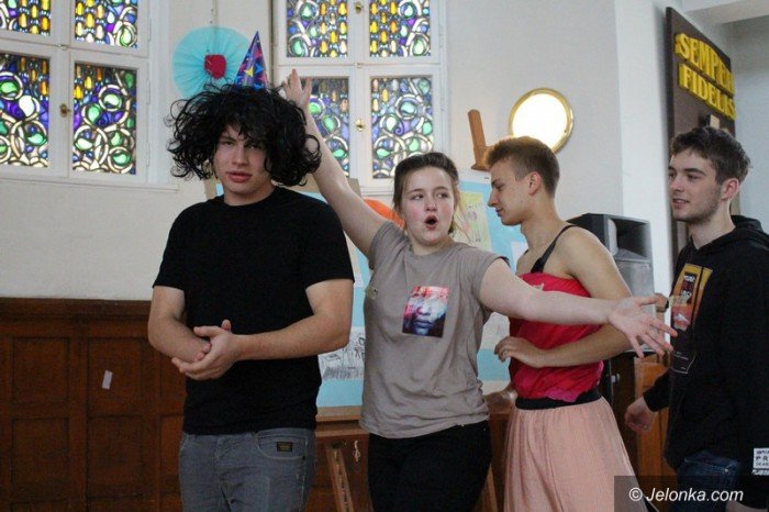 niezwyky-bal-radosna-integracja-w-zeromie-foto-58073