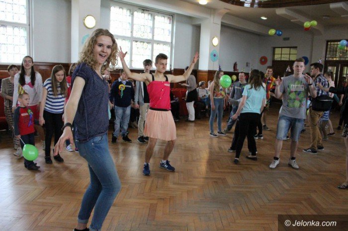 niezwyky-bal-radosna-integracja-w-zeromie-foto-58073
