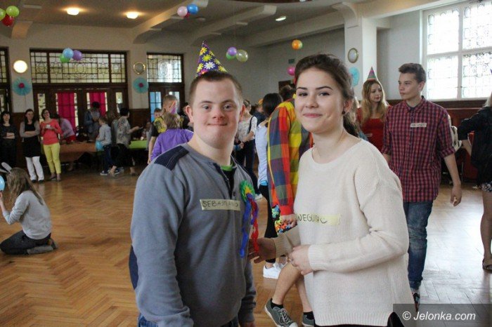 niezwyky-bal-radosna-integracja-w-zeromie-foto-58073