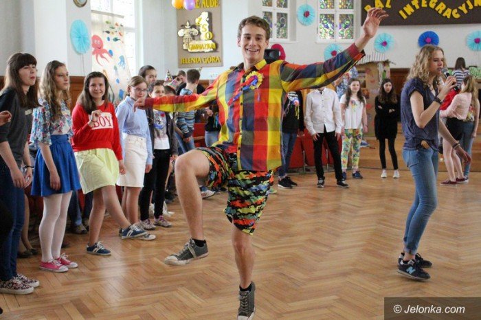 niezwyky-bal-radosna-integracja-w-zeromie-foto-58073