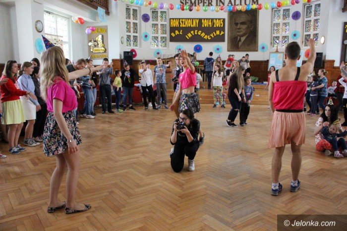 niezwyky-bal-radosna-integracja-w-zeromie-foto-58073