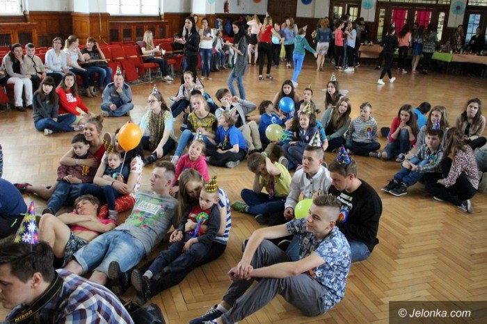 niezwyky-bal-radosna-integracja-w-zeromie-foto-58073