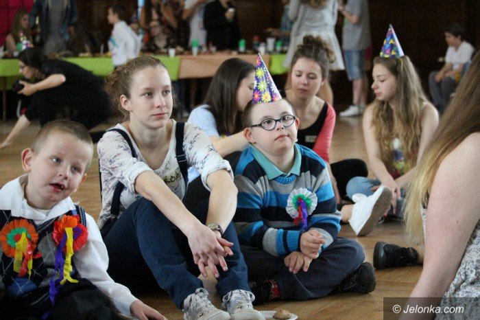 niezwyky-bal-radosna-integracja-w-zeromie-foto-58073