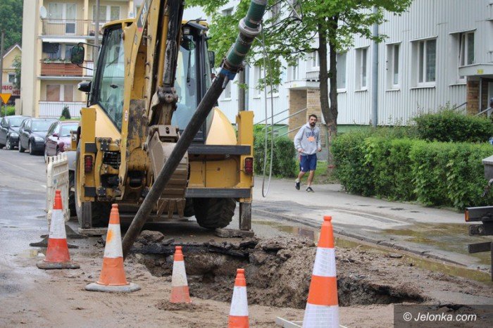 jak-pech-to-pech-kolejna-awaria-rurociagu-foto-aktualizacja-58079