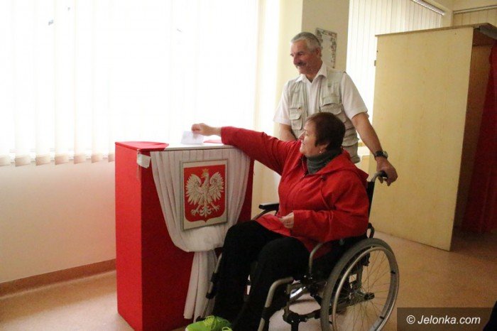 jeleniogorzanie-gosuja-w-drugiej-turze-foto-aktualizacja-58081
