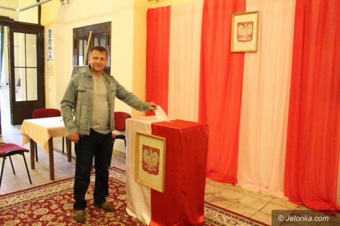 jeleniogorzanie-gosuja-w-drugiej-turze-foto-aktualizacja-58081