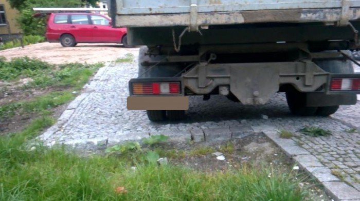 kto-zapaci-za-zniszczenie-chodnika-foto-58086