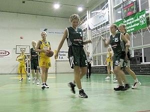 azs-kk-mks-mos-wrocaw-relacja-i-foto-z-meczu-koszykowki-5816