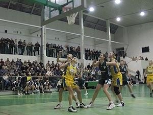 azs-kk-mks-mos-wrocaw-relacja-i-foto-z-meczu-koszykowki-5816