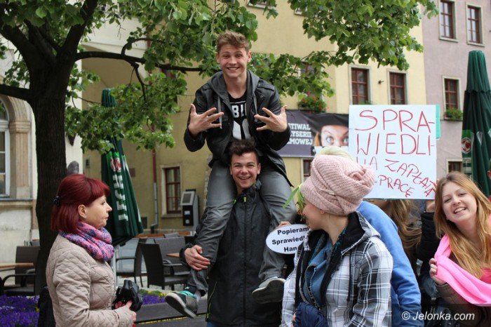 uczniowie-promowali-sprawiedliwy-handel-foto-58163