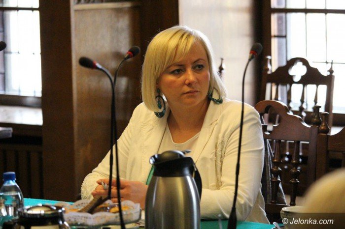 debata-o-poprawie-bezpieczenstwa-na-drogach-foto-58179