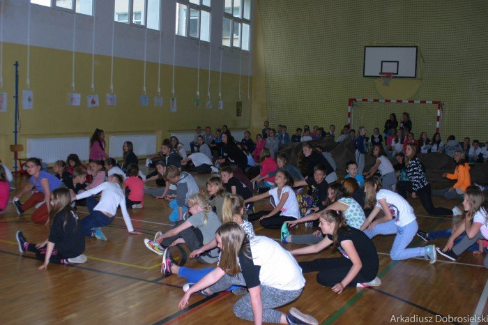 uczniowie-z-omnicy-wiedza-jak-zdrowo-zyc-foto-58181