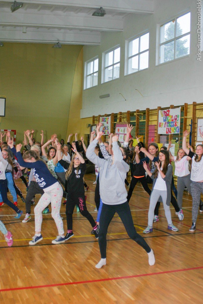 uczniowie-z-omnicy-wiedza-jak-zdrowo-zyc-foto-58181