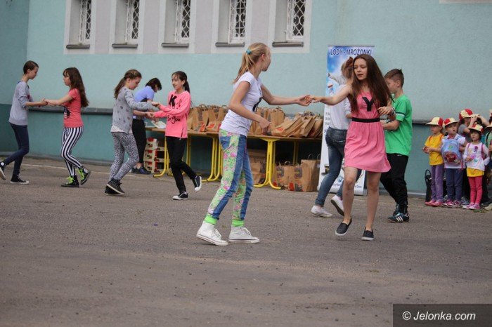 wspaniaa-zabawa-na-festynie-w-sp-7-foto-58195