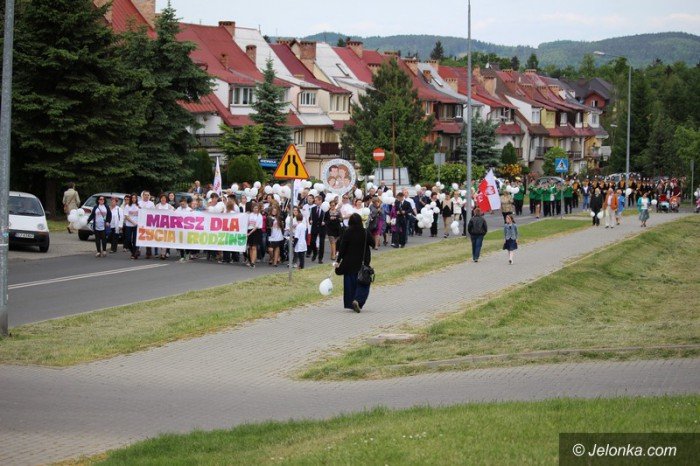 jeleniogorzanie-w-marszu-dla-zycia-i-rodziny-foto-58219