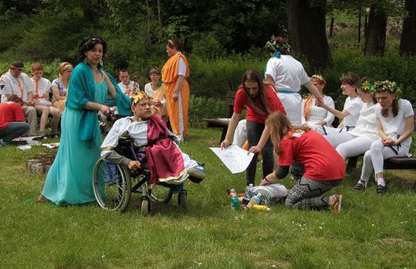 sosw-w-wojcieszowie-ma-swojego-patrona-foto-58273