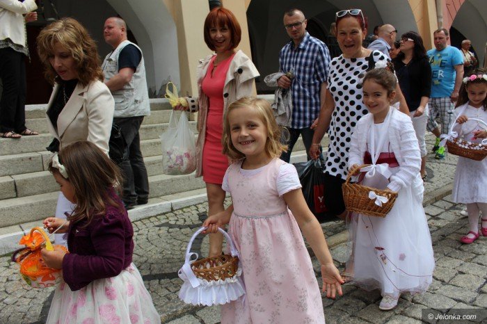 procesja-bozego-ciaa-przesza-ulicami-miasta-foto-video-58285