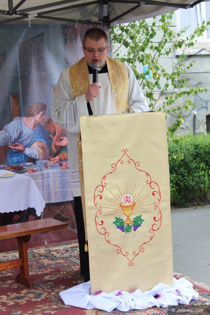 procesja-bozego-ciaa-przesza-ulicami-miasta-foto-video-58285