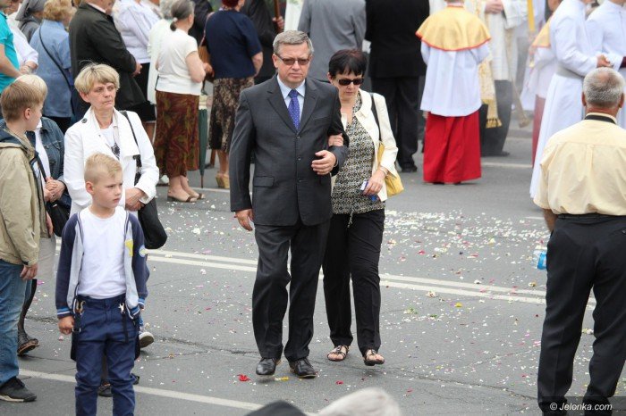 procesja-bozego-ciaa-przesza-ulicami-miasta-foto-video-58285