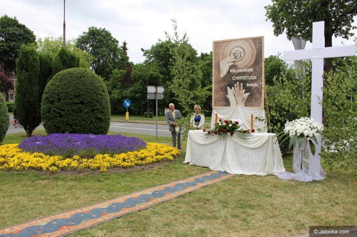 procesja-bozego-ciaa-przesza-ulicami-miasta-foto-video-58285