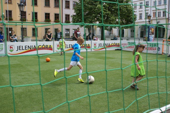 dzien-dziecka-w-rynku-na-sportowo-foto-58324