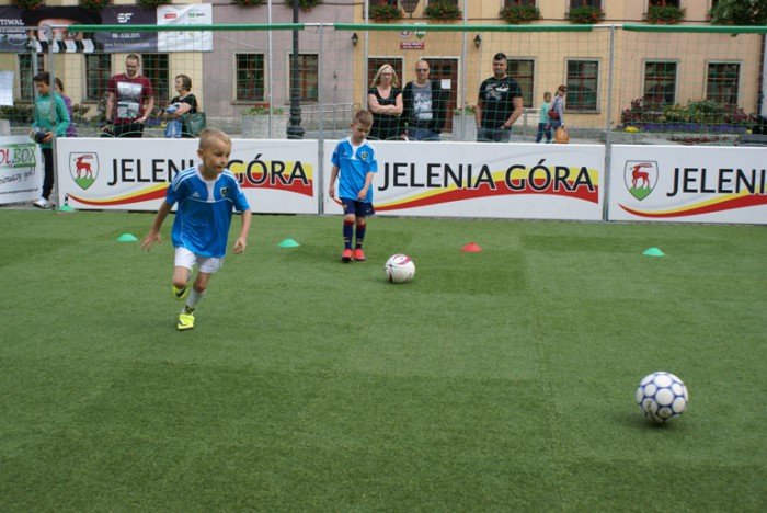 dzien-dziecka-w-rynku-na-sportowo-foto-58324