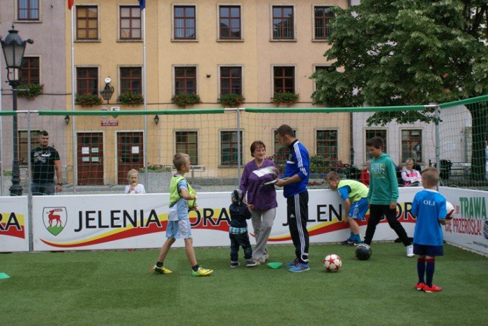 dzien-dziecka-w-rynku-na-sportowo-foto-58324