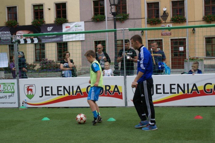 dzien-dziecka-w-rynku-na-sportowo-foto-58324