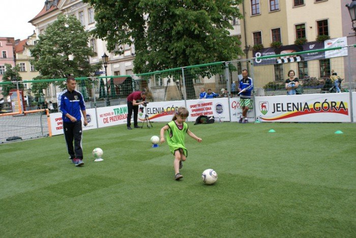 dzien-dziecka-w-rynku-na-sportowo-foto-58324