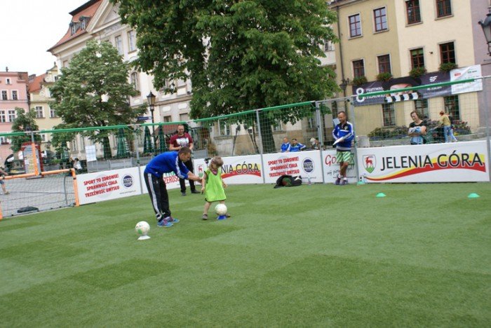 dzien-dziecka-w-rynku-na-sportowo-foto-58324