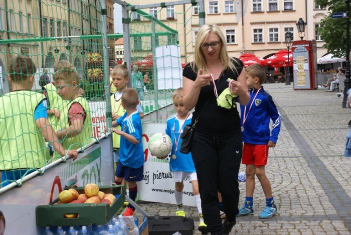 dzien-dziecka-w-rynku-na-sportowo-foto-58324