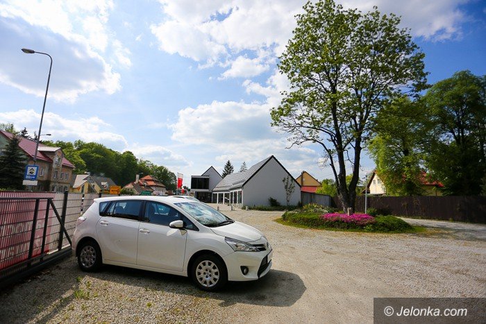 toyota-nowakowski-zaprasza-do-salonu-w-jeleniej-gorze-58363