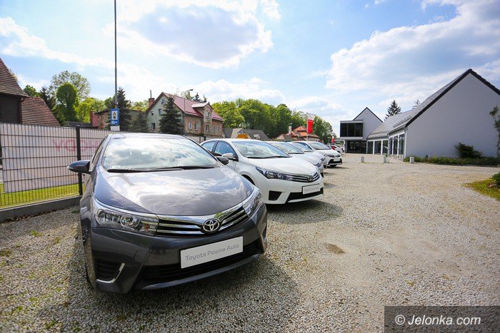 toyota-nowakowski-zaprasza-do-salonu-w-jeleniej-gorze-58363