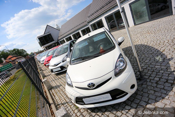 toyota-nowakowski-zaprasza-do-salonu-w-jeleniej-gorze-58363