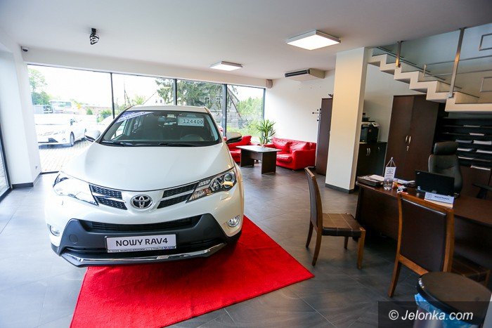 toyota-nowakowski-zaprasza-do-salonu-w-jeleniej-gorze-58363