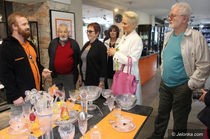 gwiazdy-festiwalu-zwiedziy-hute-julia-foto-58388