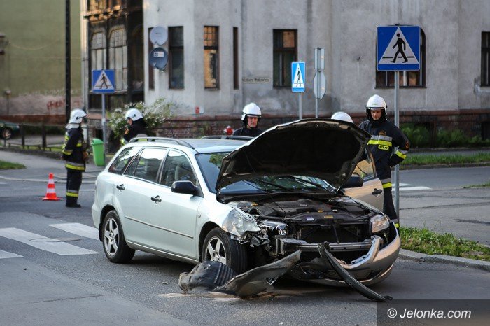 nie-ustapi-pierwszenstwa-doszo-do-zderzenia-foto-58417