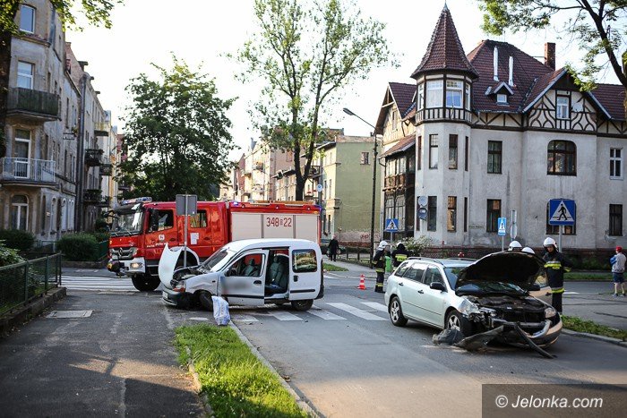 nie-ustapi-pierwszenstwa-doszo-do-zderzenia-foto-58417
